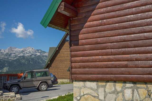 Комплексы для отдыха с коттеджами/бунгало Bungalows Krstajić Жабляк-21